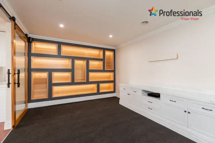 Sixth view of Homely house listing, 17 Sullivan Avenue, Wagga Wagga NSW 2650