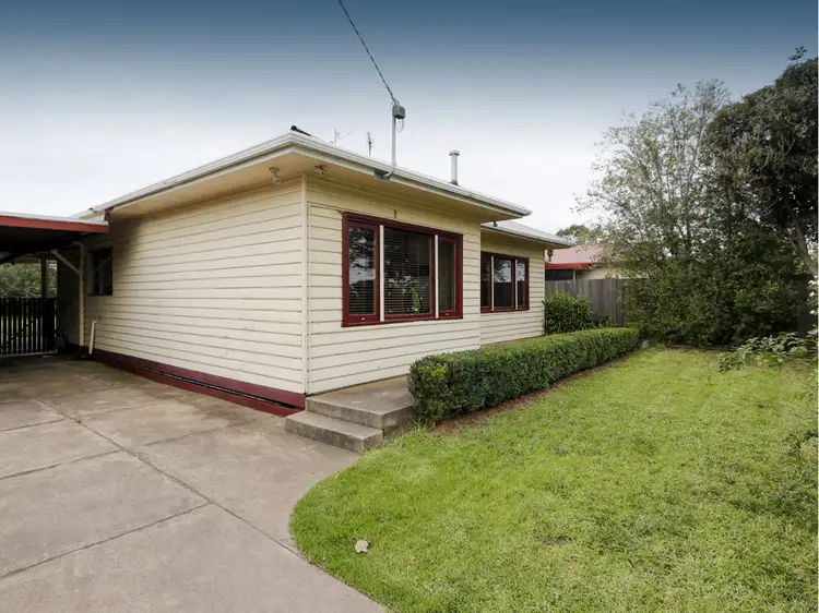 Second view of Homely house listing, 289 Raglan Street, Sale VIC 3850