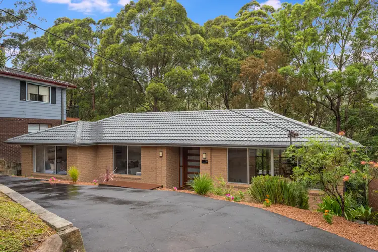 18 South Crescent, North Gosford NSW 2250