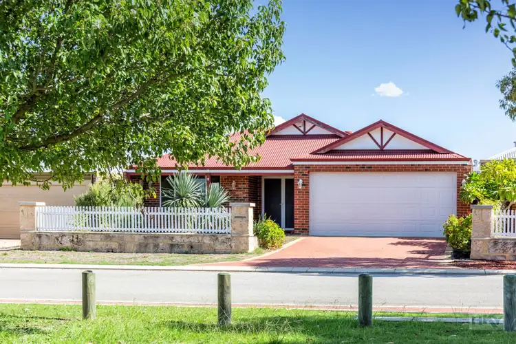 5 Oakhill Height, Ellenbrook WA 6069