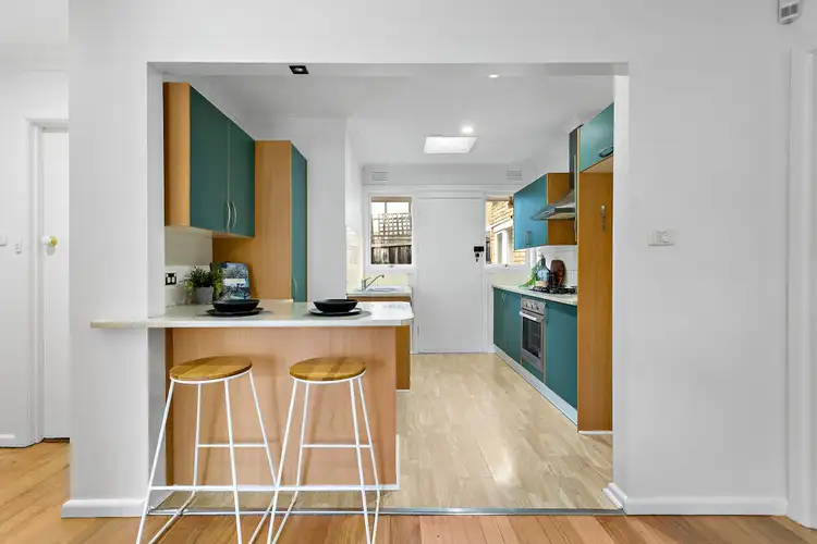 Fifth view of Homely unit listing, 4/14 Warrigal Road, Surrey Hills VIC 3127