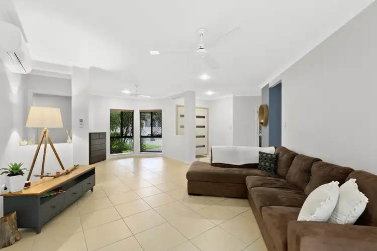 8 Smoko Close, Brinsmead QLD 4870