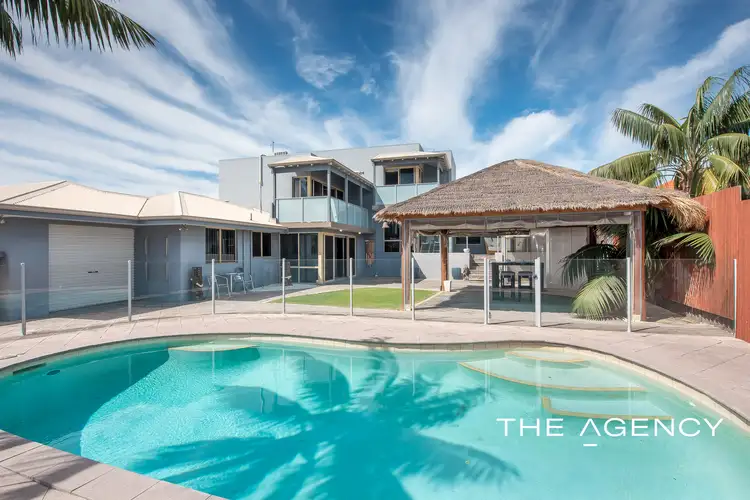6 Helsall Court, Sorrento WA 6020