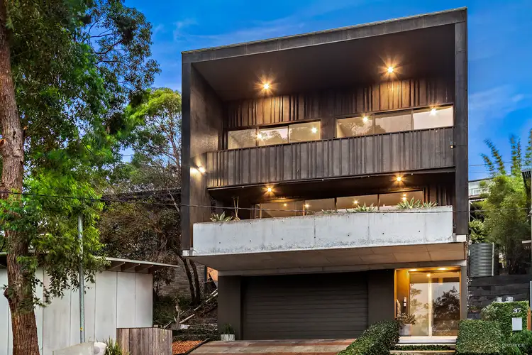 35 Yule Road, Merewether NSW 2291