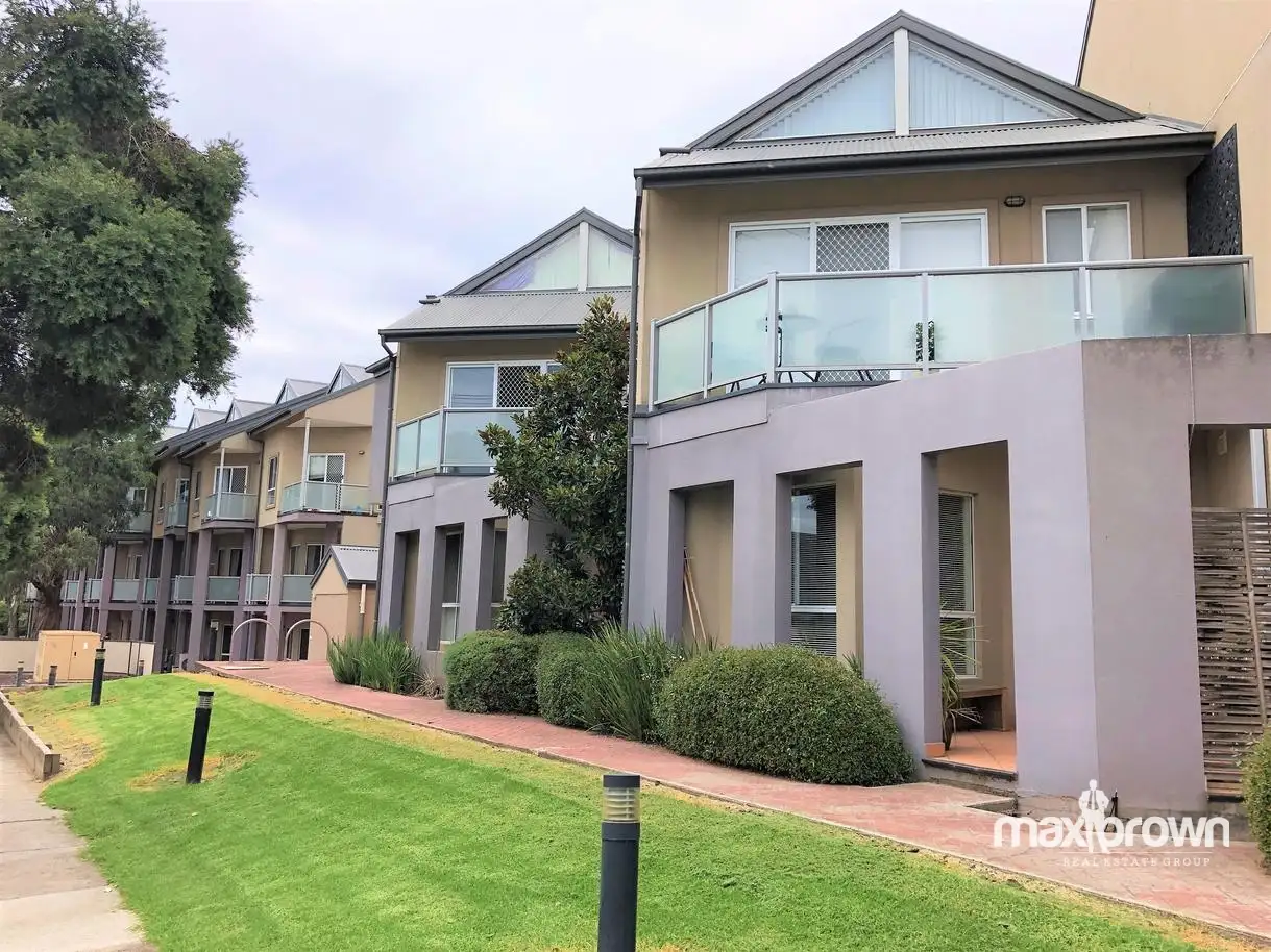 Main view of Homely apartment listing, 9/13-15 Hewish Road, Croydon VIC 3136