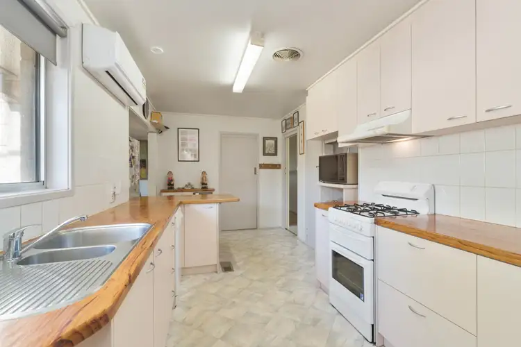 Sixth view of Homely house listing, 4 Karma Court, Frankston VIC 3199