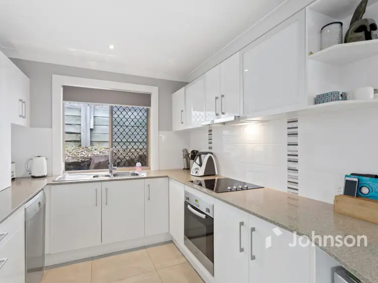 Second view of Homely house listing, 5 Crestridge Crescent, Oxenford QLD 4210