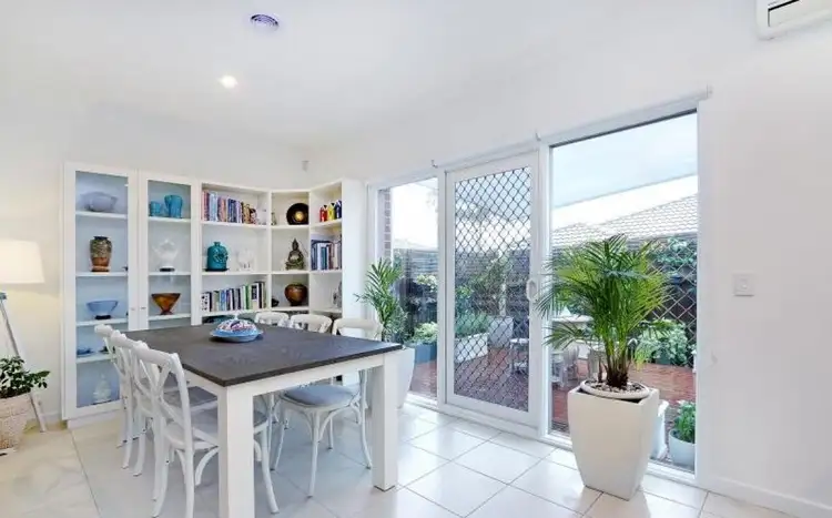 Fifth view of Homely unit listing, 2/90 Herbert Street, Mornington VIC 3931