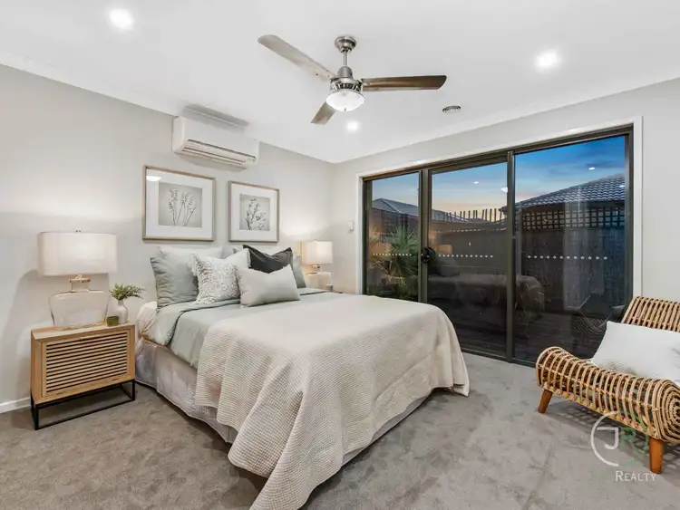 Main view of Homely house listing, 21 Rock Daisy Drive, Cranbourne West VIC 3977