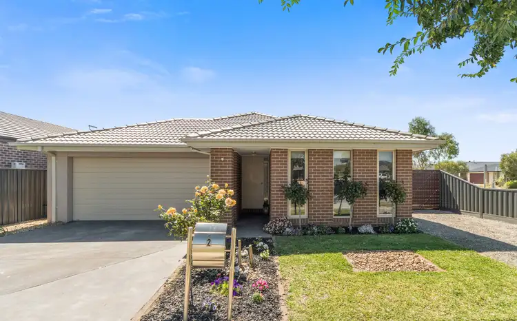 2 Minerva Avenue, Cranbourne West VIC 3977