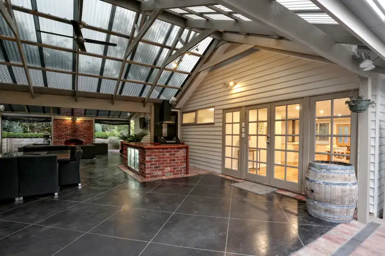 44 Mount Pleasant Road, Monbulk VIC 3793