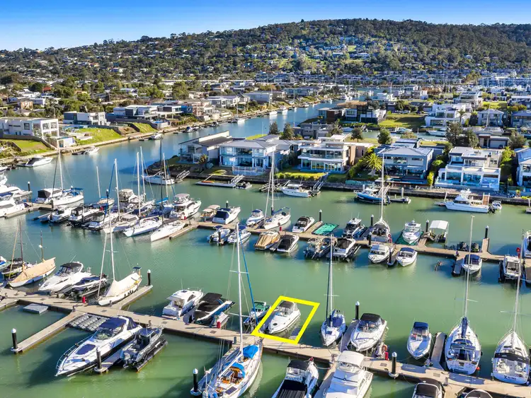 5169 Martha Cove Waterway, Safety Beach VIC 3936