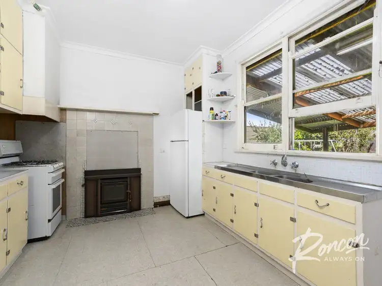 Fourth view of Homely house listing, 1 B Thatcher Court, Whittington VIC 3219