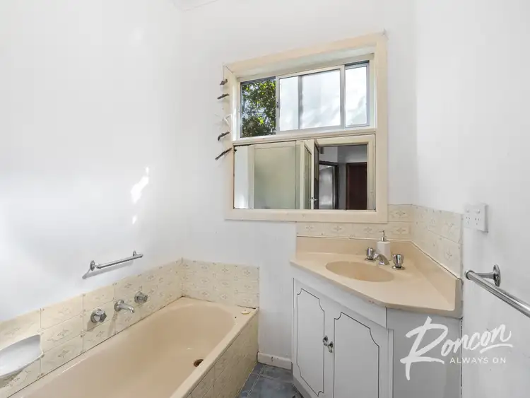 Sixth view of Homely house listing, 1 B Thatcher Court, Whittington VIC 3219