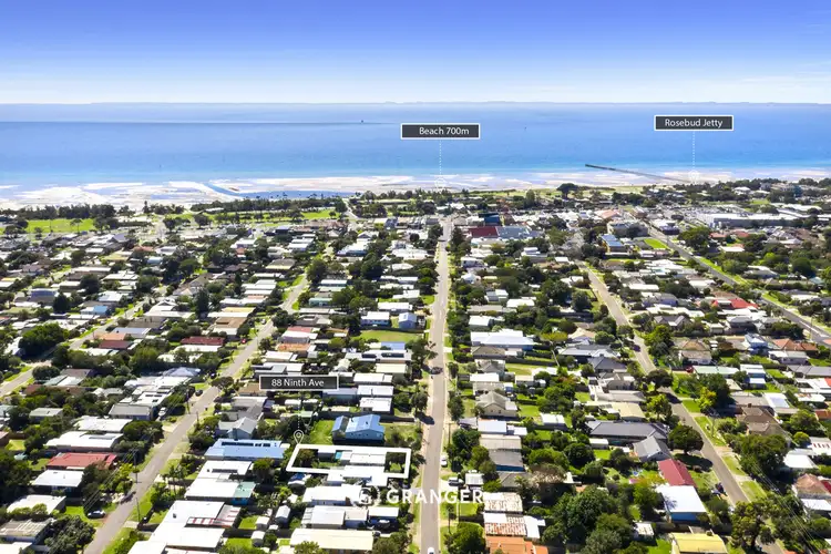 88 Ninth Avenue, Rosebud VIC 3939