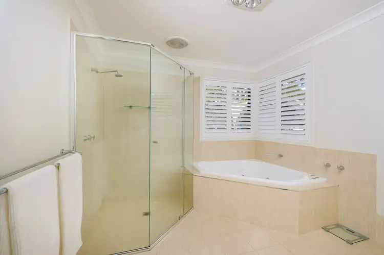 Fifth view of Homely house listing, 2 Julie Place, Lavington NSW 2641
