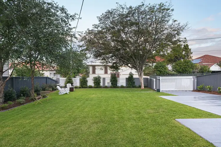 32 Jolly Street, Clayfield QLD 4011