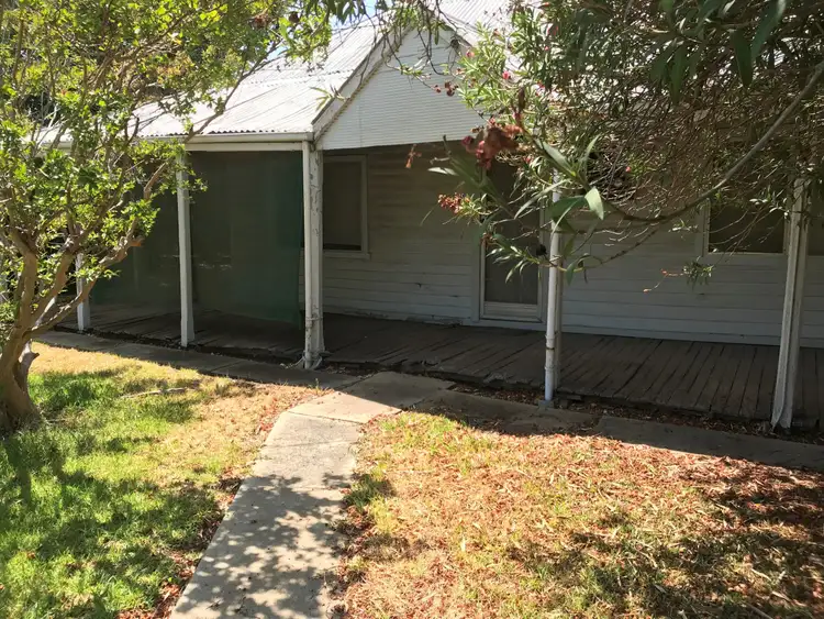 17 Jebb Street, Moulamein NSW 2733