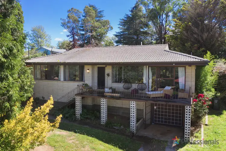 15 Blake Street, Armidale NSW 2350