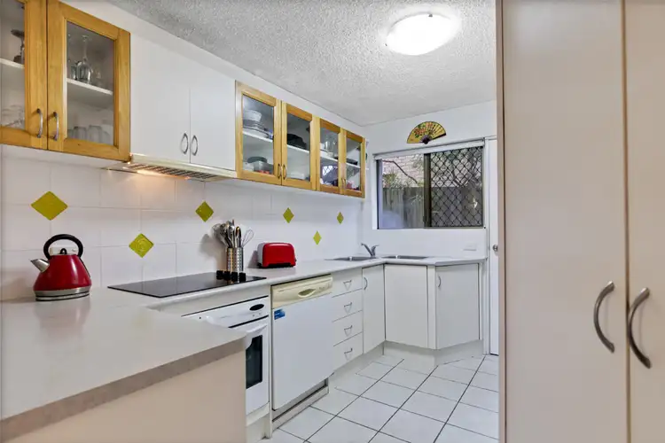 Third view of Homely unit listing, 2/3 Barooga Crescent, Mooloolaba QLD 4557