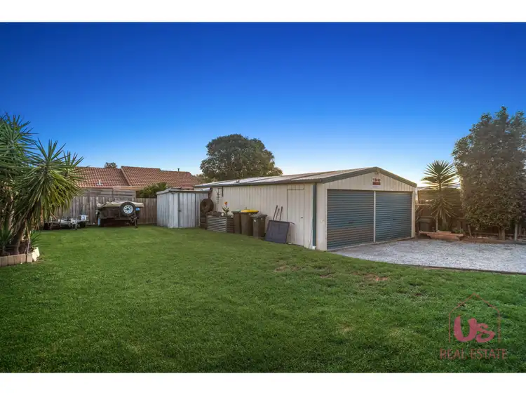 Second view of Homely house listing, 27 Laurel Crescent, Carrum Downs VIC 3201