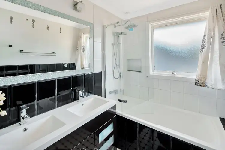 Fifth view of Homely house listing, 7 Apanie Avenue, Narara NSW 2250