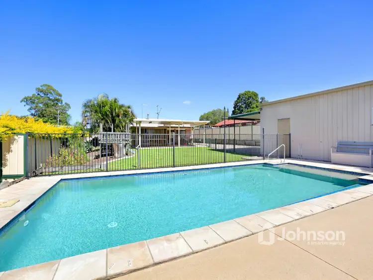 165 Emerald Drive, Regents Park QLD 4118