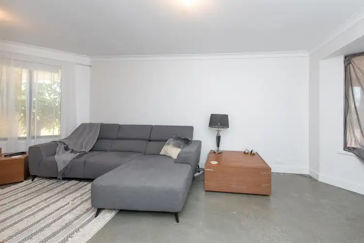 10 Loch View, Craigie WA 6025