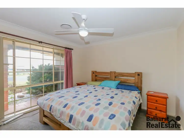 Fifth view of Homely house listing, 19 Ashworth Drive, Kelso NSW 2795