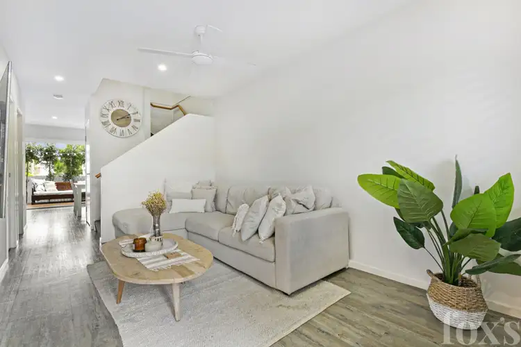 2/8 Bright Avenue, Labrador QLD 4215