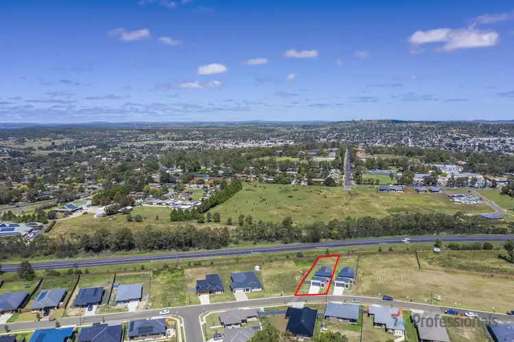 Fourth view of Homely house listing, 1/33 Yeomans Road, Armidale NSW 2350