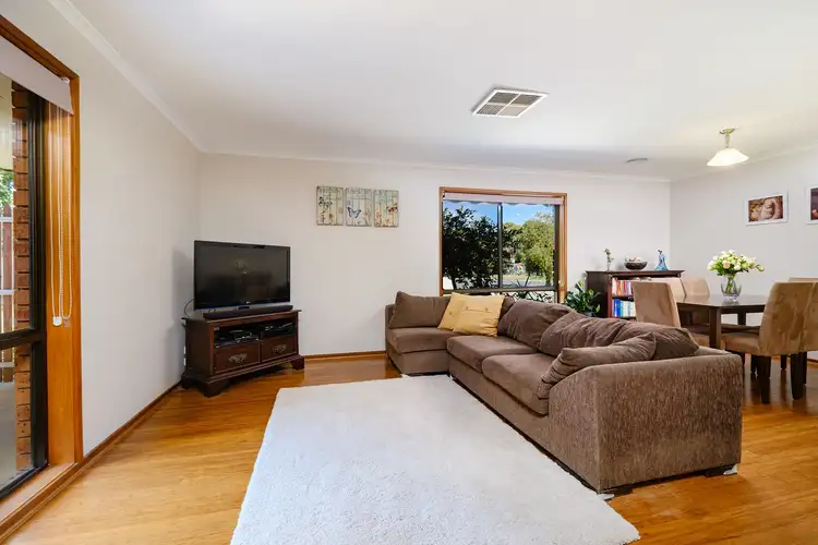 Third view of Homely unit listing, 2/5 Eleanore Court, Wodonga VIC 3690