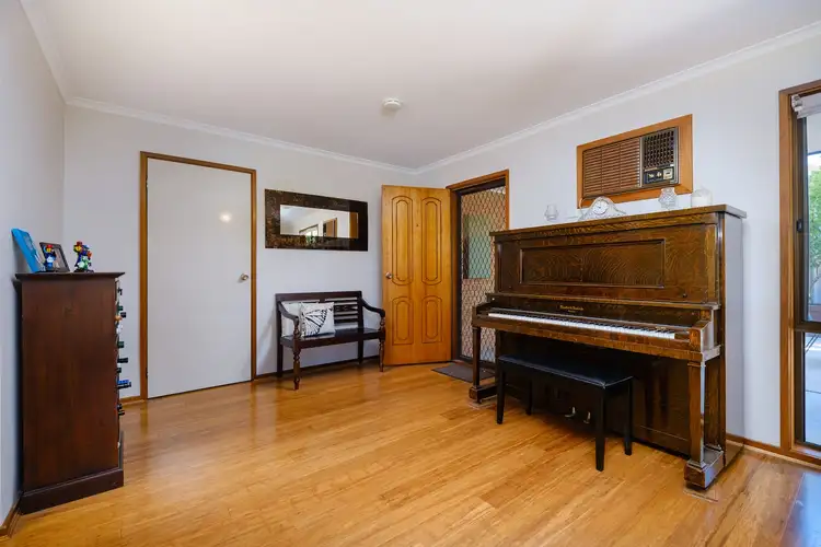 Fourth view of Homely unit listing, 2/5 Eleanore Court, Wodonga VIC 3690