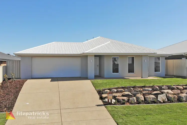 15 Morris Crescent, Gobbagombalin NSW 2650