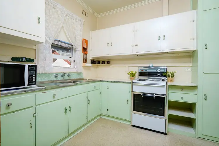 Second view of Homely house listing, 142 Hume Street, Wodonga VIC 3690
