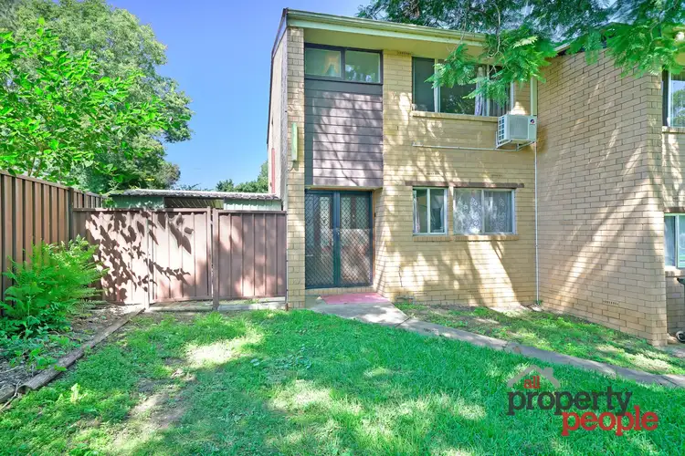 5/43 Clarence Street, Macquarie Fields NSW 2564