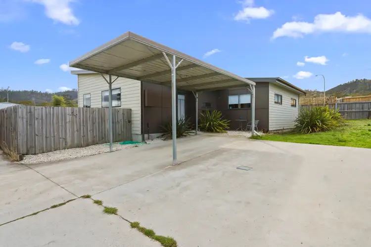 2/146 Rockingham Drive, Clarendon Vale TAS 7019