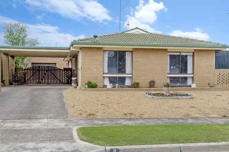 Main view of Homely house listing, 8 Duke Avenue, Hamilton VIC 3300