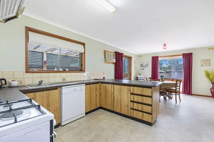 Third view of Homely house listing, 8 Duke Avenue, Hamilton VIC 3300