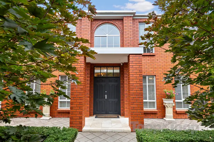 8 Travers Drive, Beaumont SA 5066
