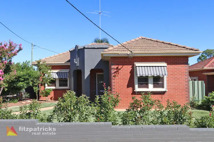 10 Heath Street, Turvey Park NSW 2650