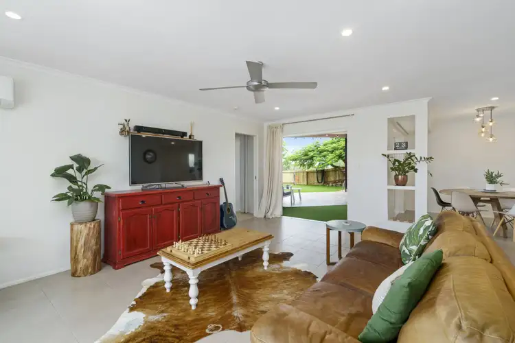 Fifth view of Homely house listing, 9 Lochinvar Court, Highland Park QLD 4211