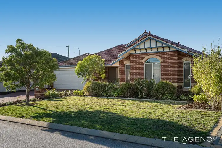 30 Leichhardt Crossing, Hammond Park WA 6164