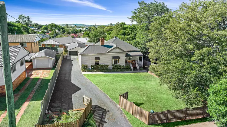 285 South Street, Harristown QLD 4350