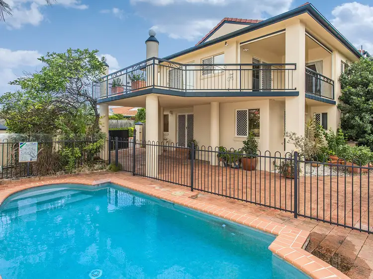Main view of Homely apartment listing, 1/15 Donkin Street, Scarborough QLD 4020