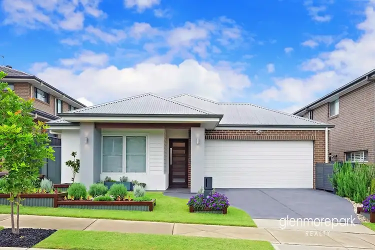 6 Woodgrove Place, Glenmore Park NSW 2745