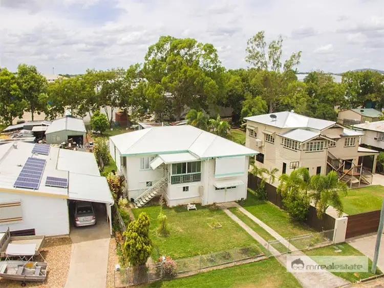 11 Thomasson Street, Park Avenue QLD 4701
