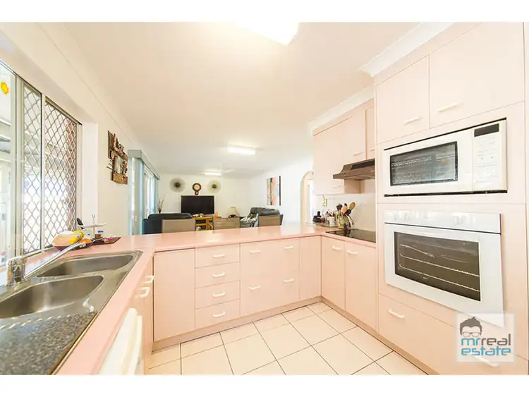 Fifth view of Homely house listing, 7 Leeds Avenue, Kawana QLD 4701