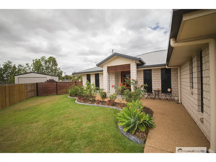 2 Belbowrie Avenue, Norman Gardens QLD 4701