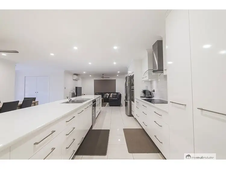 Fifth view of Homely house listing, 2 Belbowrie Avenue, Norman Gardens QLD 4701